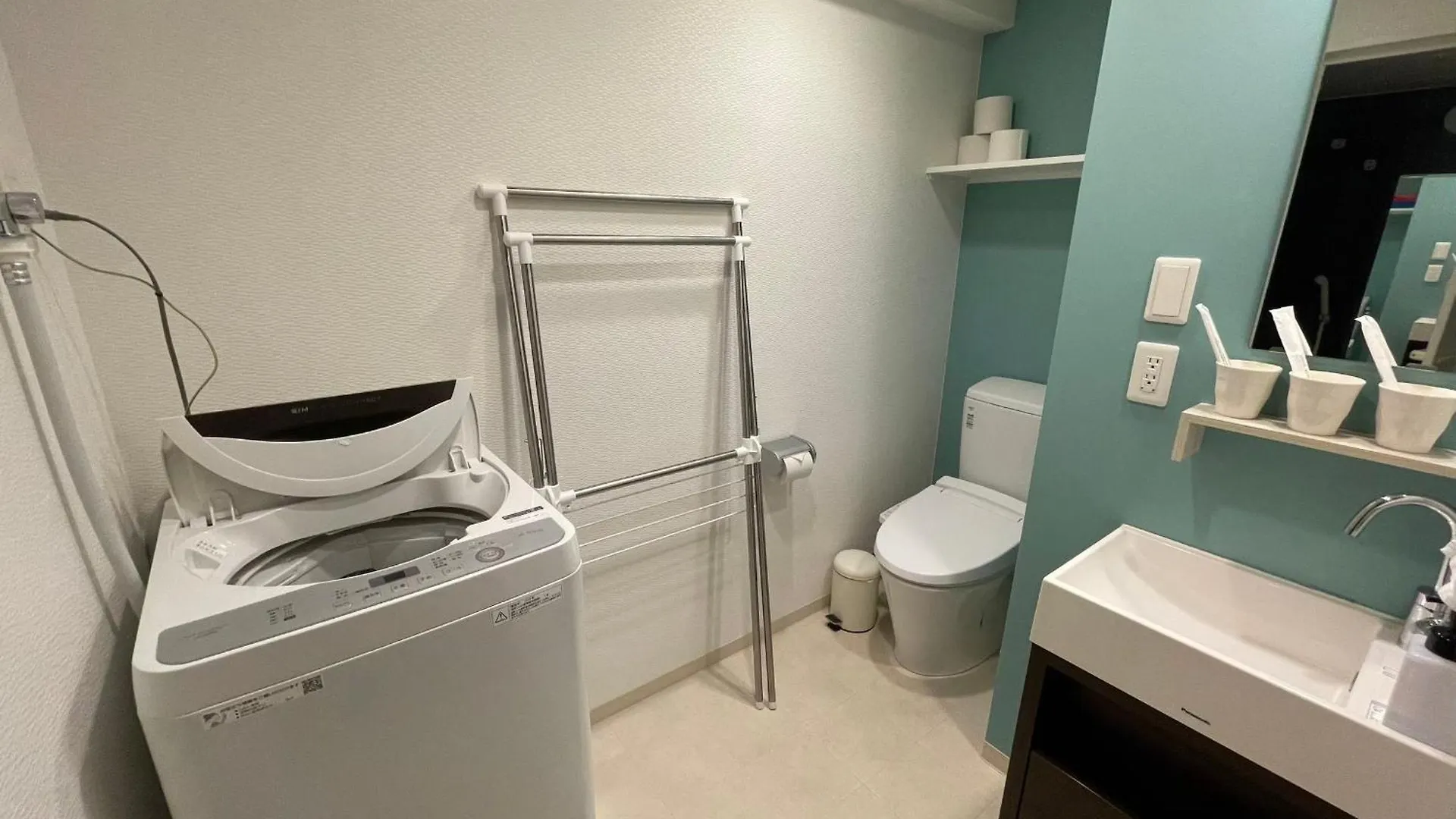 @Rlis_House 難波 Apartment Osaka Japan